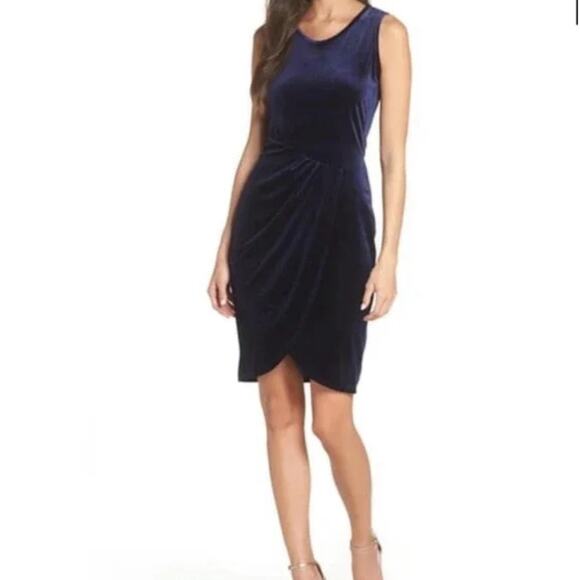 Fraiche by J Nordstrom Sleeveless Velvet Navy Tulip Dress - Picture 1 of 11